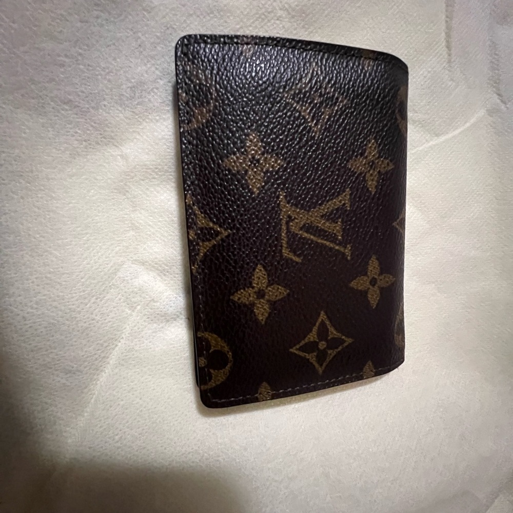 Authentic Lv card case wallet.